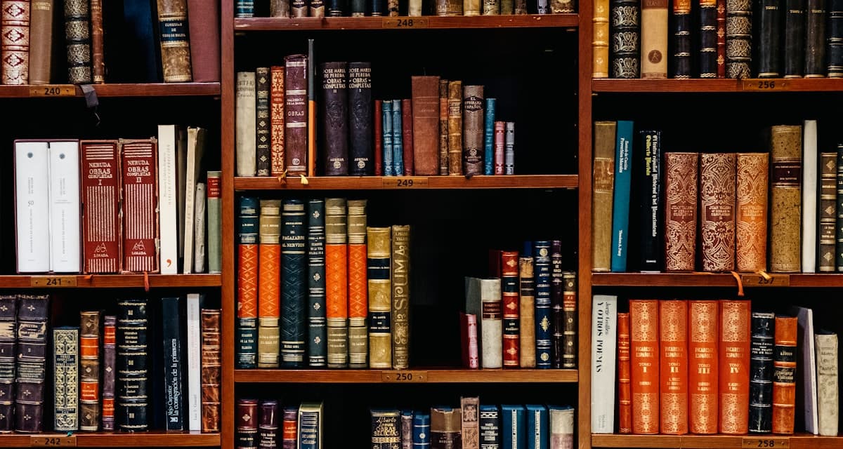 LIBRARIANS